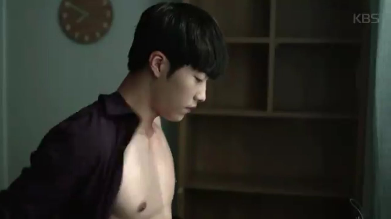 DLxIO2JW0AIGTed.jpg:large