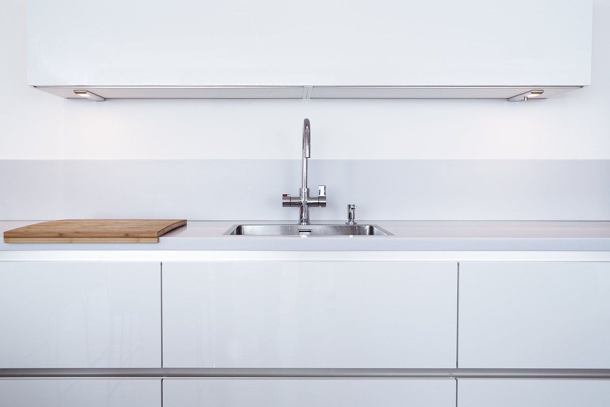 DeKitchenStudio's tweet image. Wij maken van uw wensen werkelijkheid #kitchenstudio #kitchenstudio #droomkeuken #designkeuken goo.gl/LuKVLj