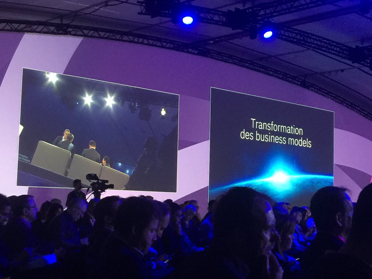 s_jezequel's tweet photo. Le #Cloud doit supporter la transformation des Business models #cogntive #groupeOpen #watsonsummitFR https://t.co/DNCvxgKyuT