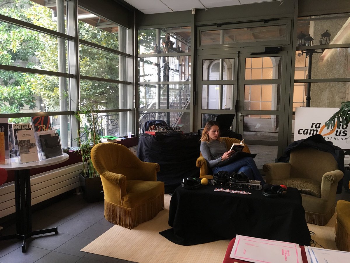 RadioCampusBesa's tweet image. Et c’est parti, 1er jour de notre #festivalsonore #horslesmurs #modulations au Scènacle =&amp;gt; facebook.com/radiocampusbes…