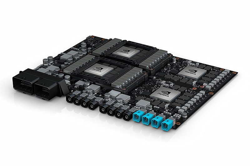 car_watch's tweet photo. NVIDIA、現行品の約13倍の性能を持つ「DRIVE PX PEGASUS」をドイツで発表。レベル5自動運転が実現… https://t.co/Wwa2C7R3HP #NVIDIA #自動運転 #DRIVEPX #PEGASUS https://t.co/74hwW0uv9c