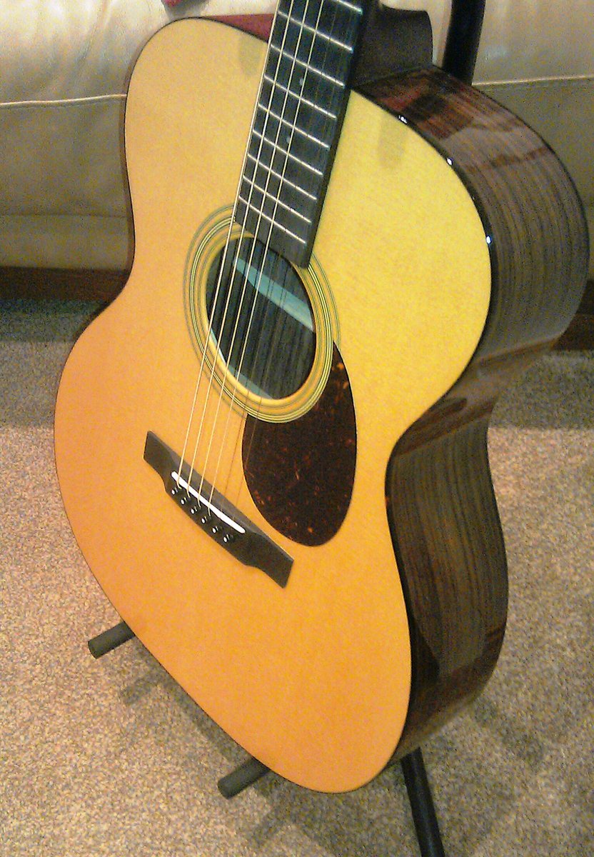 jactawe's tweet photo. @MartinGuitar This wonderful finger-style supremo. An absolute delight to play and a welcome addition to the family. #MartinAsks @jactawe https://t.co/DyKHedfqaG