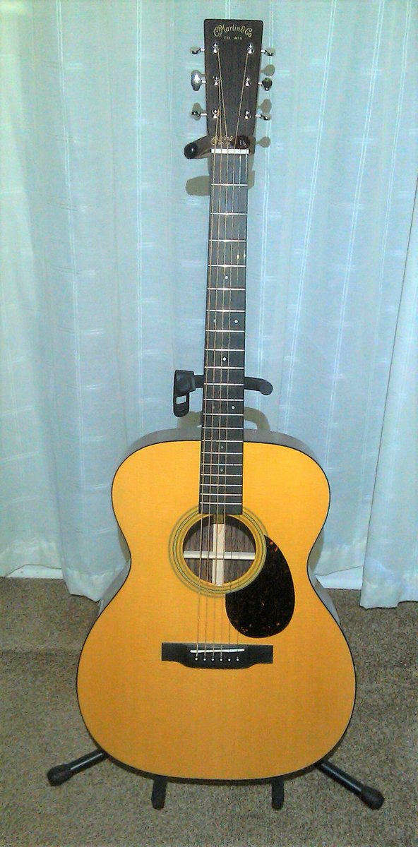 jactawe's tweet photo. @MartinGuitar This wonderful finger-style supremo. An absolute delight to play and a welcome addition to the family. #MartinAsks @jactawe https://t.co/DyKHedfqaG