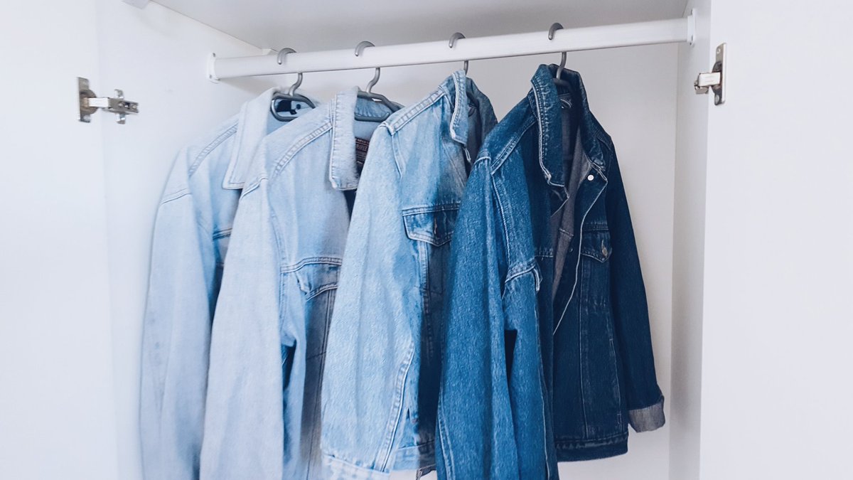 The_Retrones's tweet photo. Denim Jacket season 
We are the retro ones 

#vintage #denimjackets #denimseason #jacket #Summer #Style #fashion #Urban #retro https://t.co/Dd1KIYkw7S