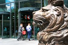 marc_caster91's tweet photo. HSBC hires Lacey to global media role with agencies expecting PR agency pitch https://t.co/NiHGwo4vRK #PR #industry https://t.co/On0U3lP6vO