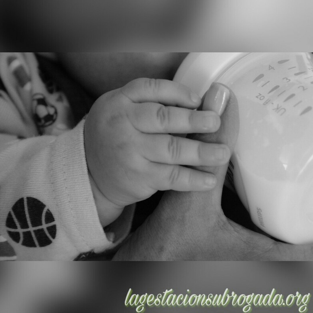 Porque el amor incondicional si existe y es cuando esa pequeña personita te ve como el único amor de su vida🌻 #gestacionsubrogada #amor