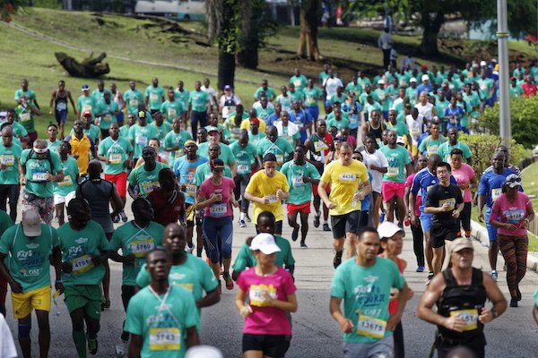 LbvCKoment's tweet photo. Le marathon du Gabon repoussé à Décembre prochain.

➡️ https://t.co/nFHzKYTeli https://t.co/3T2vt2SWtt