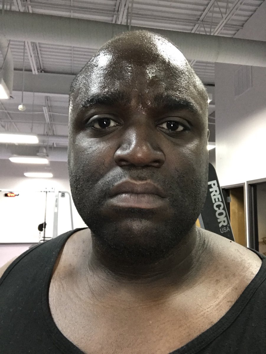 TheBrockEasley's tweet photo. Know your limits...THEN CRUSH THEM. #RISEGRINDCONQUER @ATF_speedway #SWEATITOUT #FITHAPPENS #BETHEINSPIRATION #FITNESS #FITHAPPY https://t.co/Jw0VzKbW2i