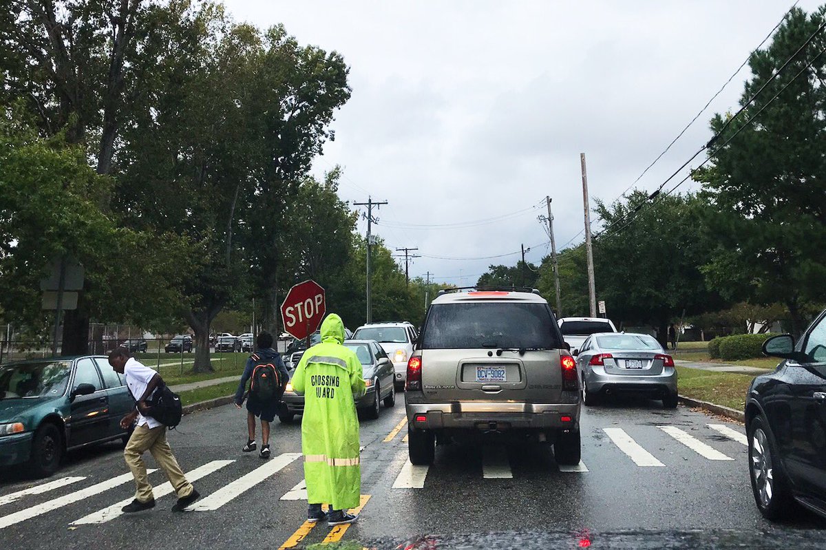 Thank you to our crossing guard for keeping our kids safe, rain or shine, &amp; always doing it with a smile.
#wearewilliston <a href="/WillistonTigers/">Williston Tigers</a>