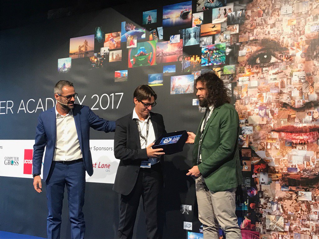 NetApp_Italia's tweet photo. #NetAppPA17 un #award per #perfectpartners @ergonsrl https://t.co/H9ELdz03cR