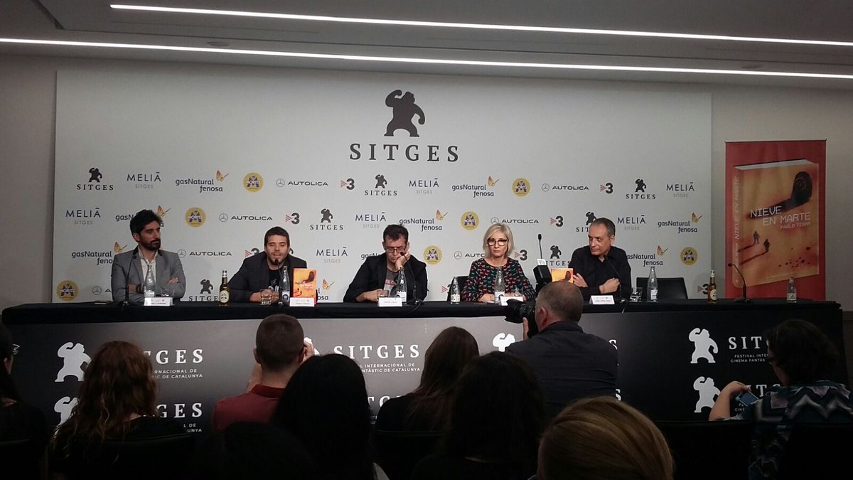 Felicidades a Pablo Tébar por haber ganado el Premio Minotauro con el libro NIEVE EN MARTE. #Sitges2017