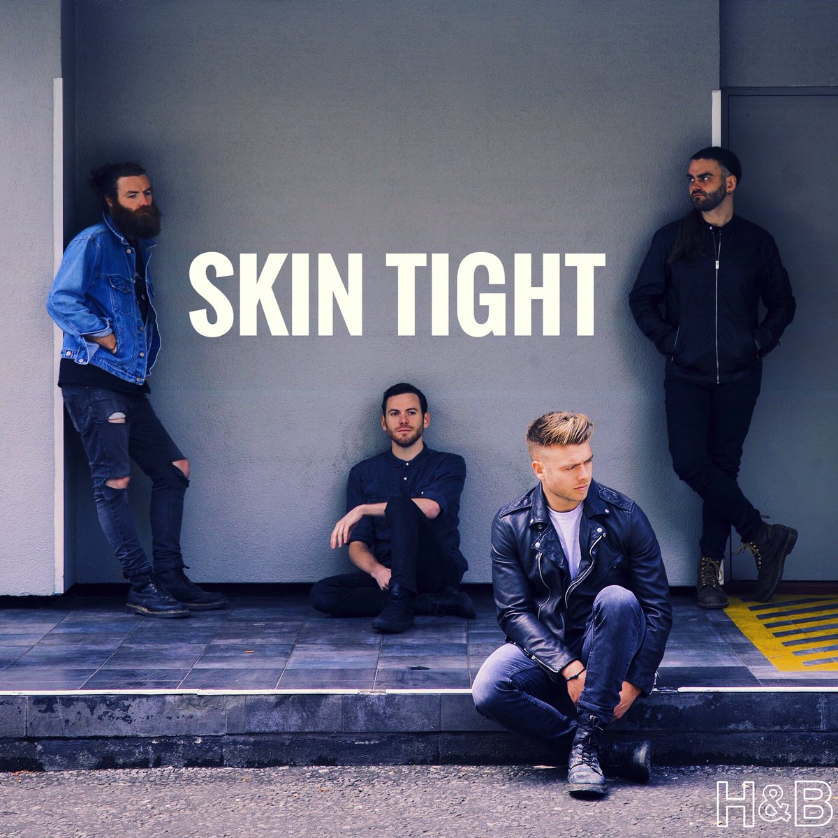 DTTVOfficial's tweet photo. The time has come.. We're releasing a brand new single 'Skin Tight' on Nov 3rd. You can pre-order it NOW!! Boom 💣⚡️x https://t.co/spmhilM9sF https://t.co/VnL3mIx5cM