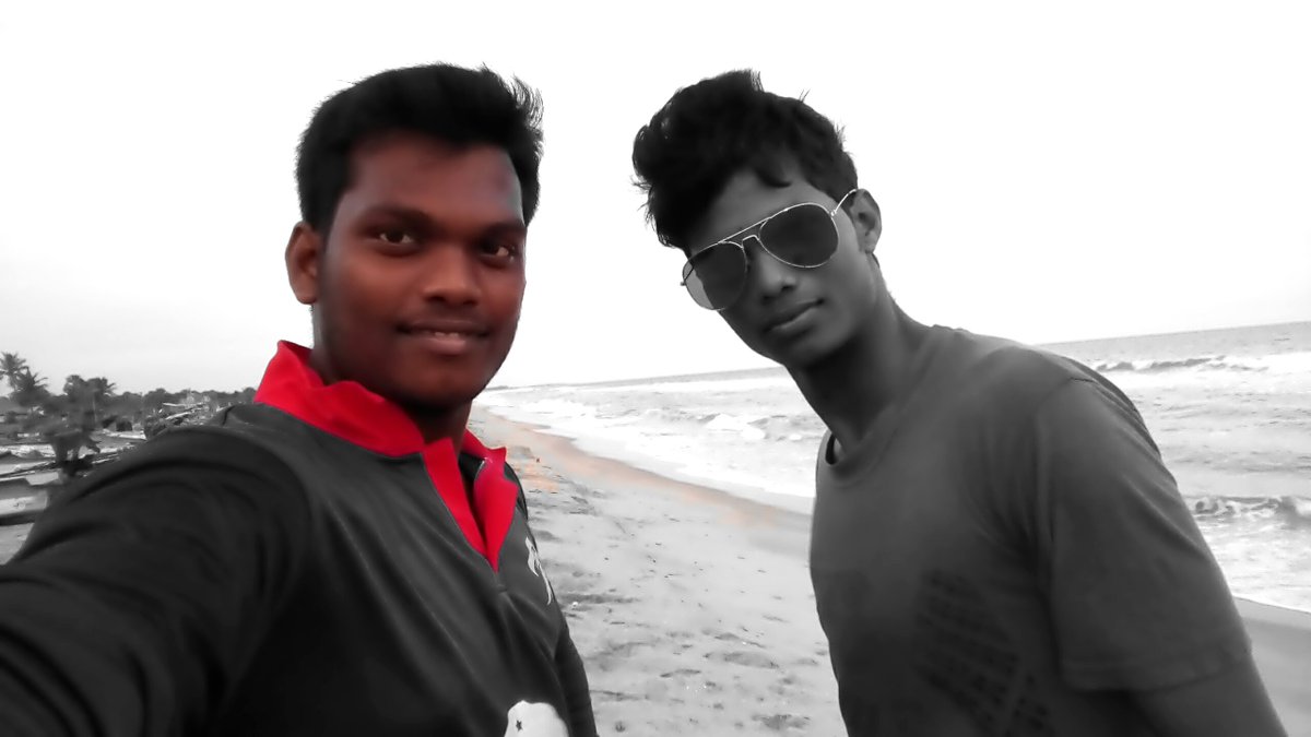 aaravindhan49's tweet image. Me and my bro #Selfimoment