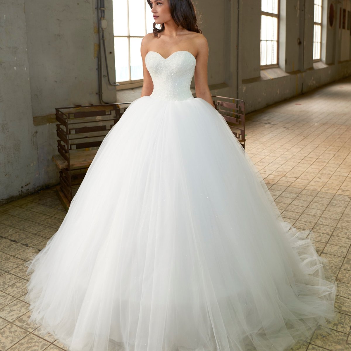 Meraviglioso l'abito di <a href="/Crystalline/">musa</a> Bridals per delle nozze da sogno! 

#bridal #matrimonio #weddingdress #wedding #hochzeit