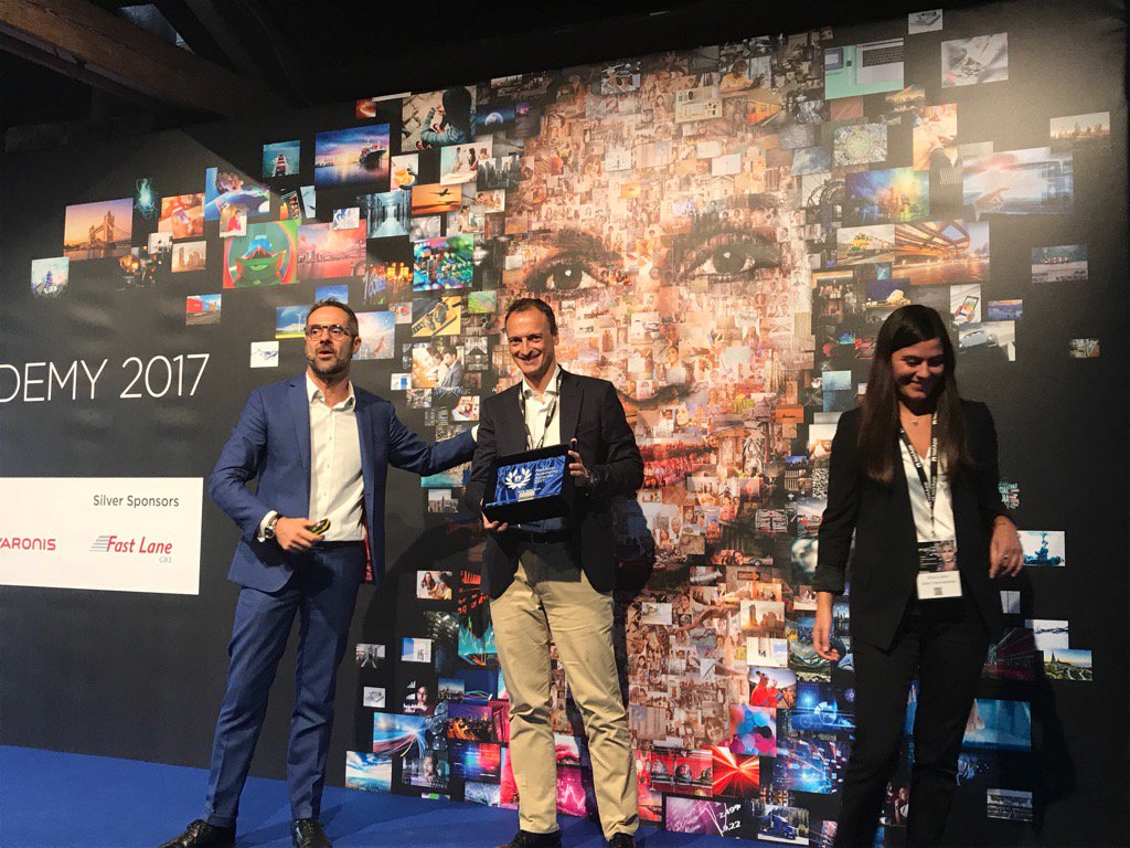 NetApp_Italia's tweet photo. #NetAppPA17 Award per il Progetto #NetAppFlash  a @NTSAG  Congratulazioni! https://t.co/ZdABKuWcwg