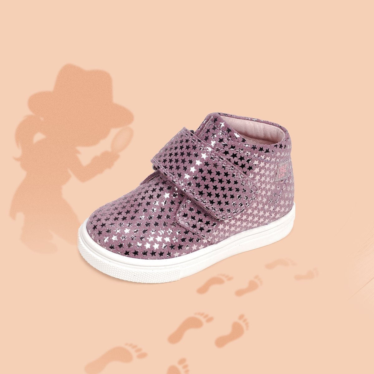 Colección Otoño 🍂 2017 
Estos botines rosas con estampado de estrellas te acompañarán en todas tus aventuras.
➡️ bit.ly/GarvalínRosaEs…