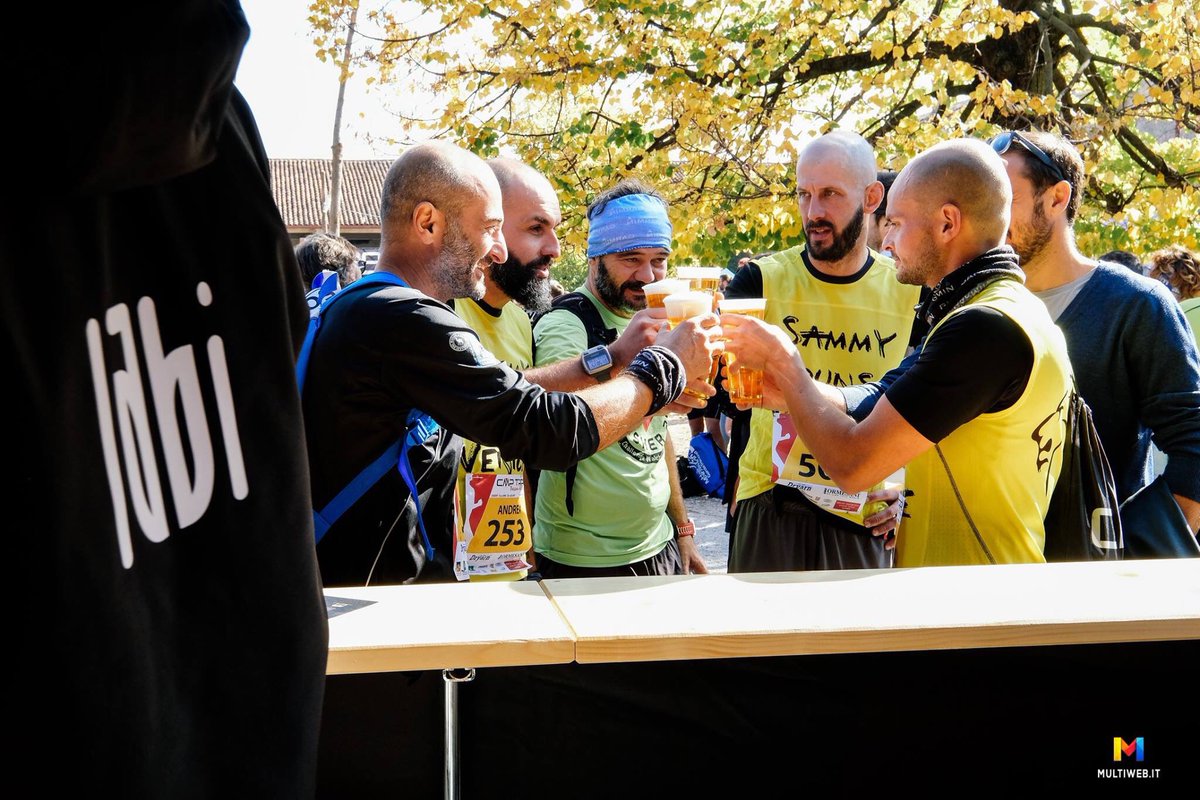 labibeer's tweet photo. Cheers ๐ป#labibeer #givemealabi #cmptrail #madeinitaly #craftbeer #sport #gilpintarelli #dammiunalabi #bassano https://t.co/ndpS0e6RYO