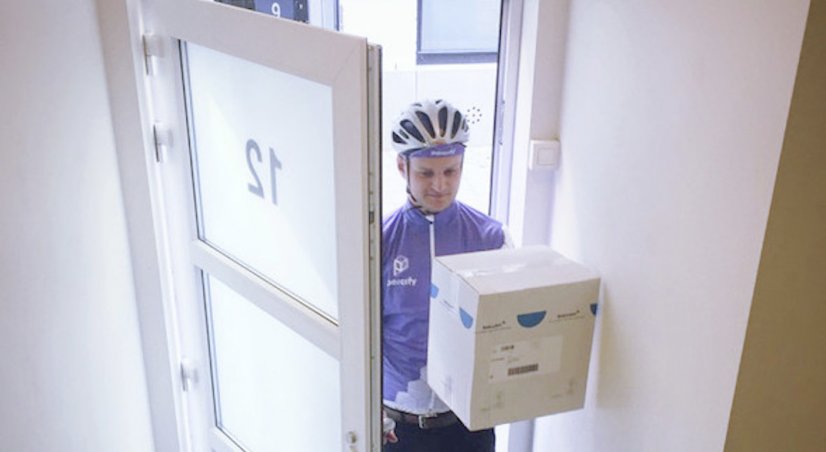 BSijnave's tweet photo. Antwerpse start-up levert als eerste pakketjes bij je thuis, ook als je er niet bent. #Parcify https://t.co/flDEjGb8cm https://t.co/el2w1XcsRY