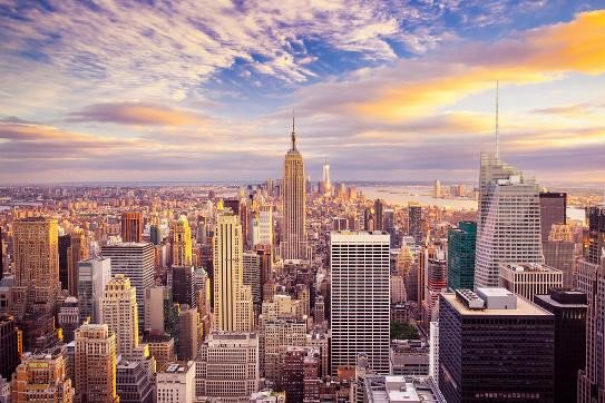 FlaglerAlumni's tweet photo. NY alumni: Join us @ Bourbon Street Bar &amp; Grille 11/9 from 7-9 p.m. Meet our new president! RSVP -> https://t.co/ZASax8wCDt https://t.co/9xFJ5vj7Hs