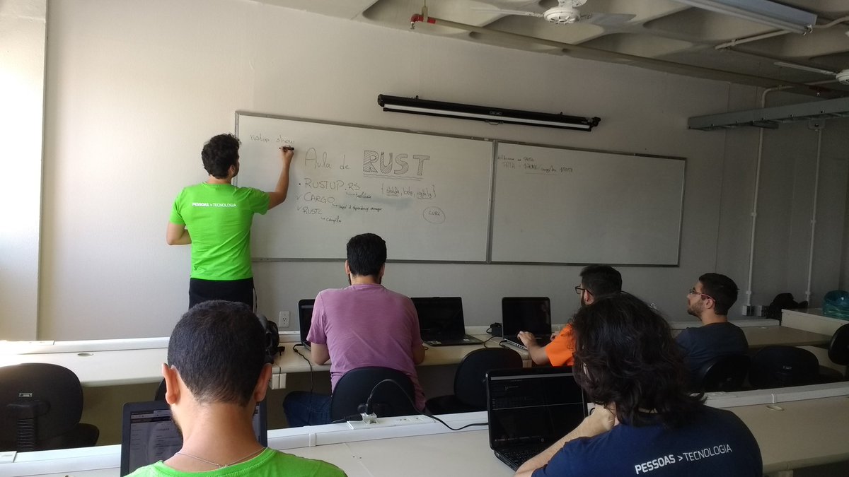 pythonbrasil's tweet image. Rust 101 acontecendo aqui no openspace #rust #pybr13 #uaipython