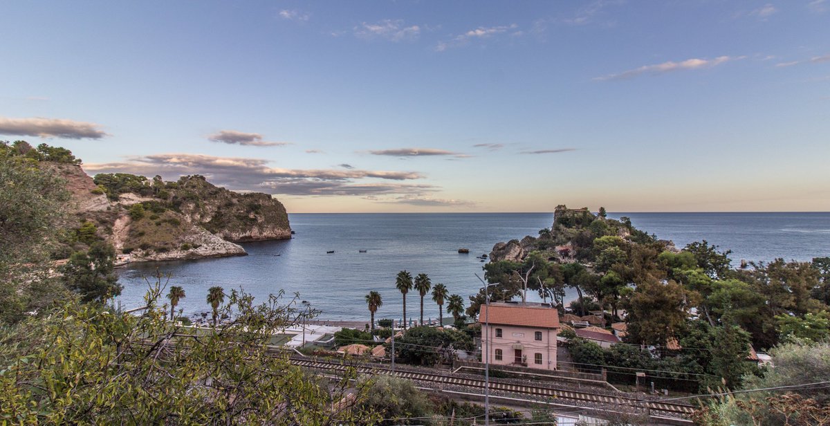 BBarbaralicious's tweet photo. Just edited some photos I took in #taormina... Have you ever been to #sicily? #etna #travel #italy #digitalnomad https://t.co/LdMk8ENteU