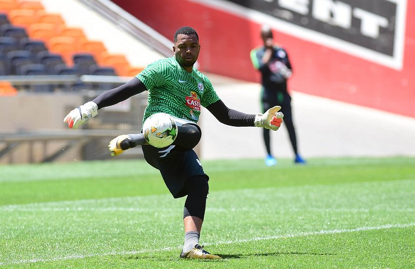 Sowetan1981's tweet photo. Khune's distribution best in the world‚ says Bafana coach Baxter https://t.co/1yqCAEgx8q https://t.co/9rXxLxQ8Fi