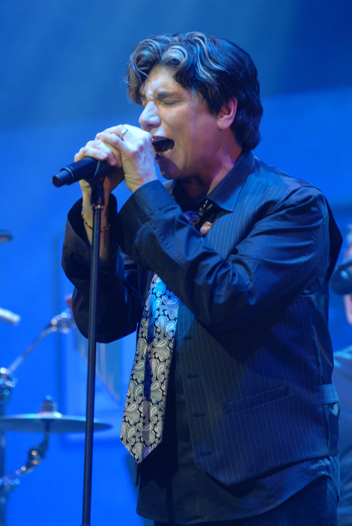 TOTO Vocal                                 Happy Birthday, Eric Martin !  