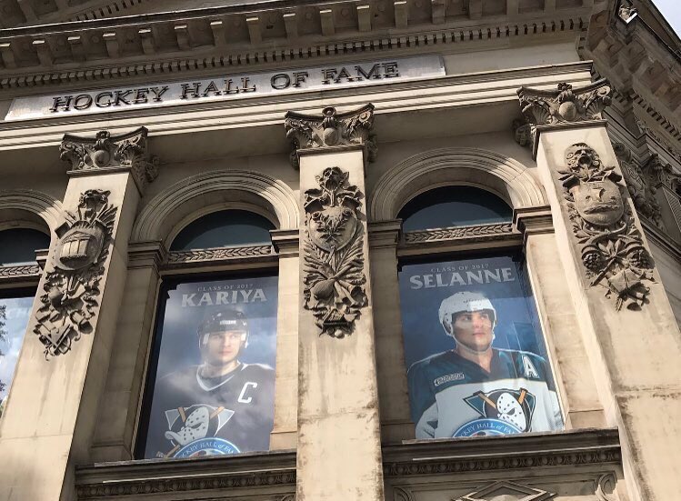 SelanneSteak's tweet photo. #TeemuTuesday – Countdown to Teemu’s induction into the Hockey Hall of Fame! 📸 @sel8nneteemu #NHL #NHLHOF #NHLducks https://t.co/q0BCLTGO5s