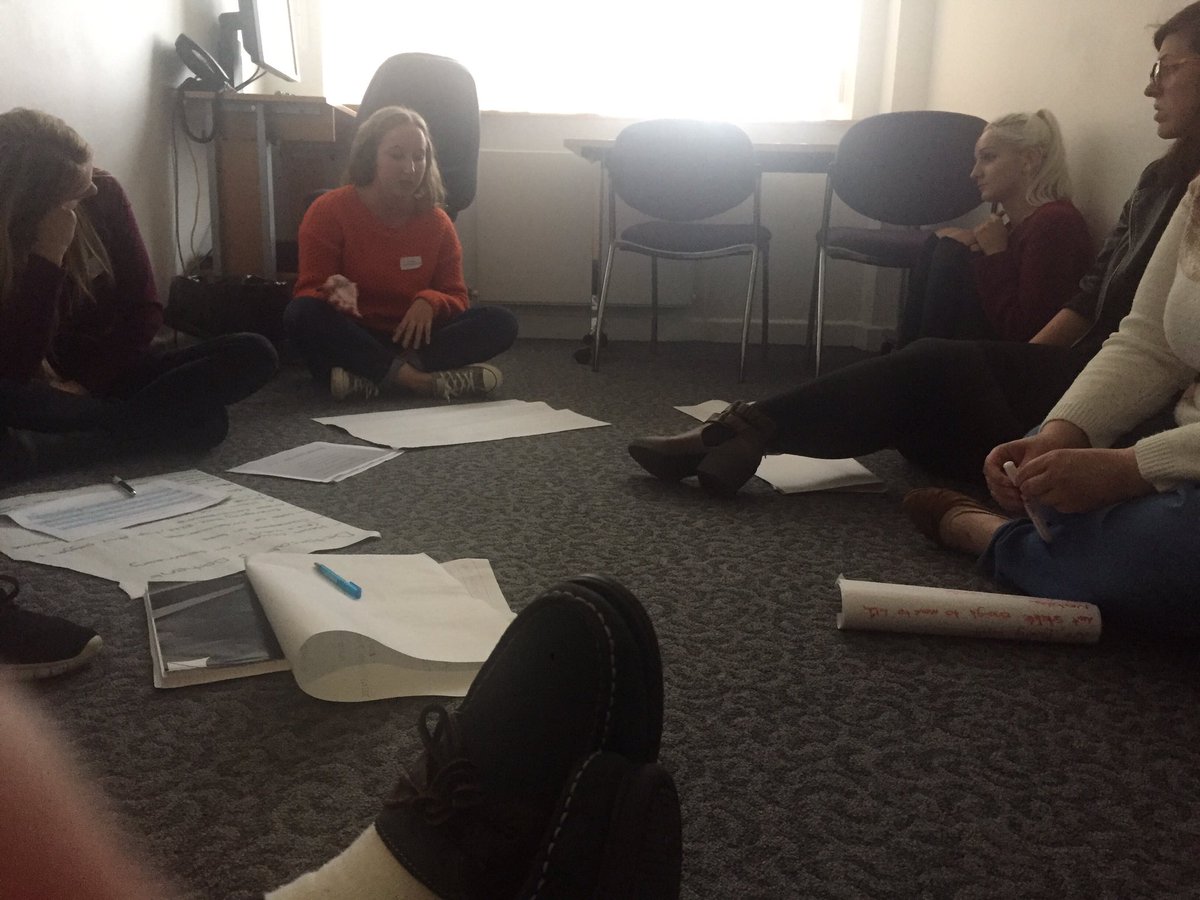 Precept_UHP's tweet photo. Amazing presentations in Action Learning by preceptees @Derriford_Hosp on their deteriorating patient experiences #GreatTeamWork #FabSupport https://t.co/j1Bcr1tgM6