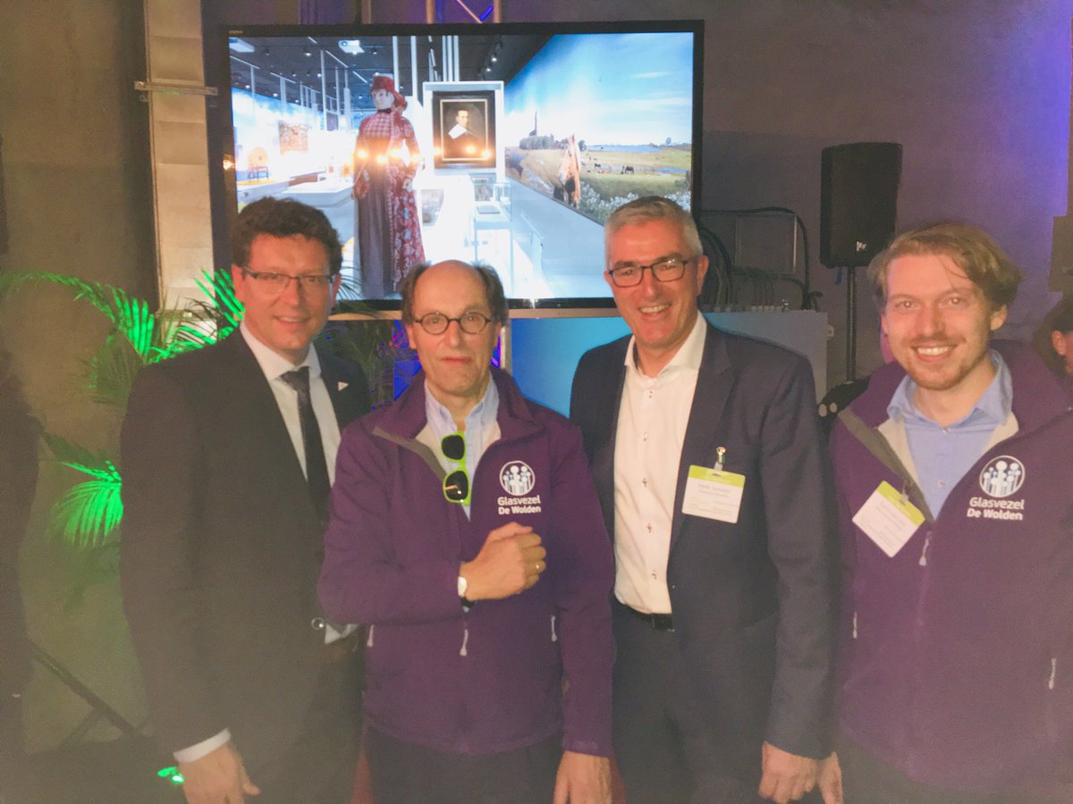 Met <a href="/GlasvezelWolden/">Glasvezel de Wolden</a> bij #topdutch festival #EURegionsWeek in Brussel. Het is Top Dutch.