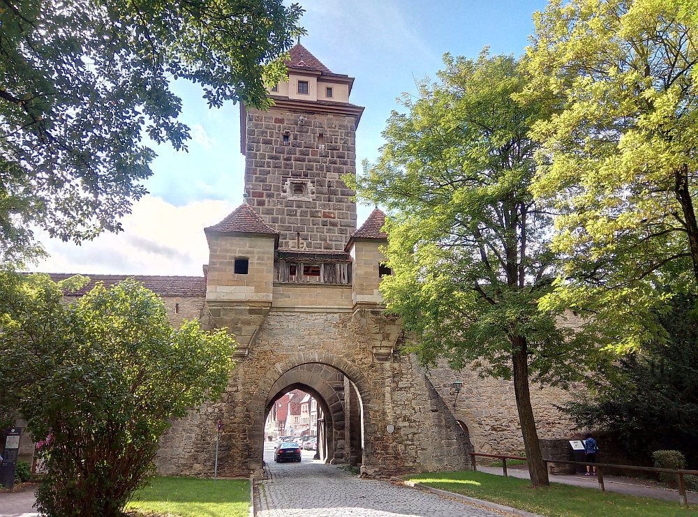 Micha_Hart's tweet photo. Taubertal100 https://t.co/skF479jHKM https://t.co/Rwnfjzi4OT