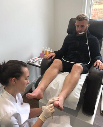 HarrogateTown's tweet photo. A big thank you to @MargaretDabbsUK for providing some of our first team players with excellent treatments this afternoon @Jack_Emmett https://t.co/xFRHxphqSp