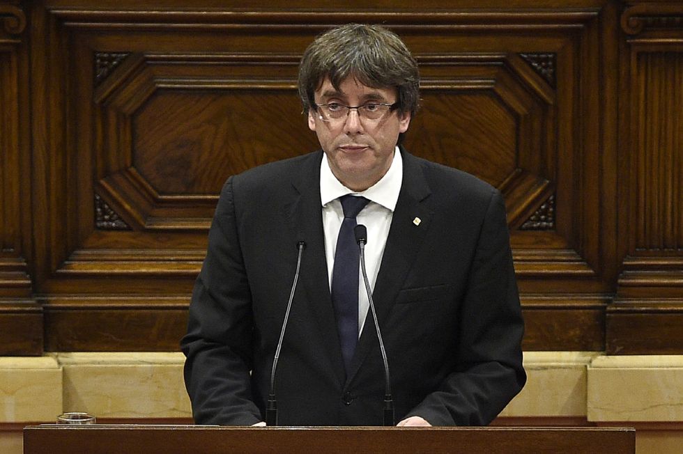 libe's tweet photo. Carles Puigdemont affirme que la Catalogne «sera un Etat indépendant», mais laisse ouverte la porte au dialogue 
https://t.co/0Y5v1rvvGm https://t.co/9lHbgHci8s