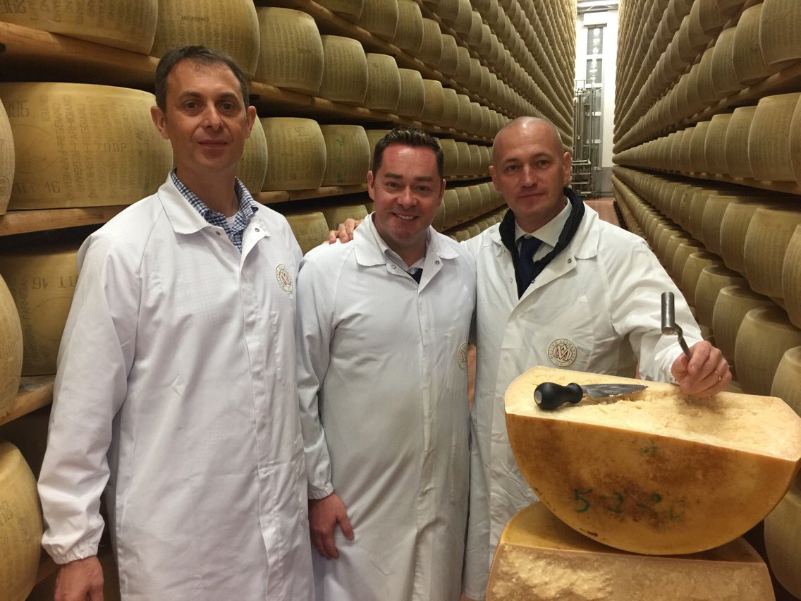 Parmigiano Reggiano can only be made in the morning, using evening milk from the day previous &amp; morning milk from the same day #cheesefacts