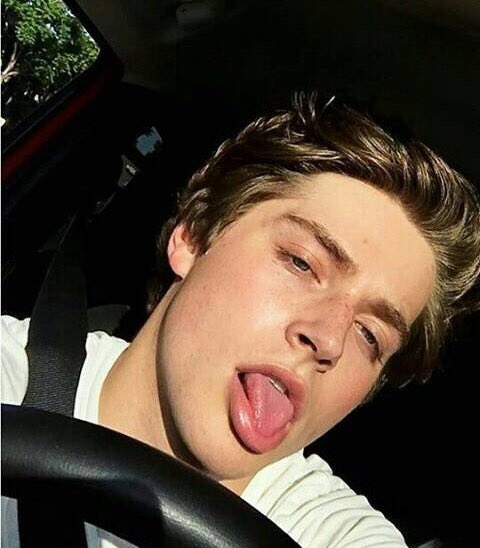 JinLovefroy's tweet photo. Lovely
#froygutierrez #FroyIsAmazing https://t.co/xnKchG3OWo