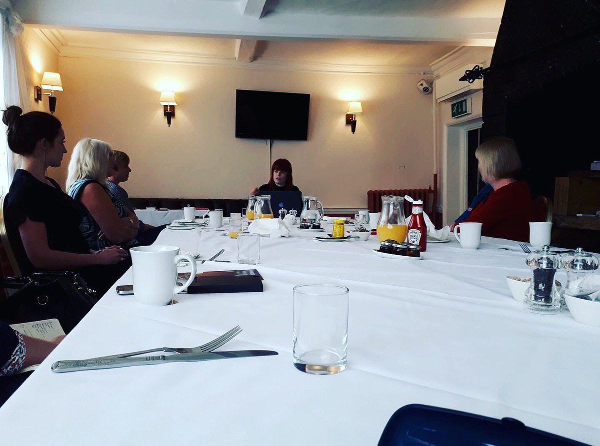Here I am in action talking about #copywriting and how to write a successful #blogpost at my #networking group.