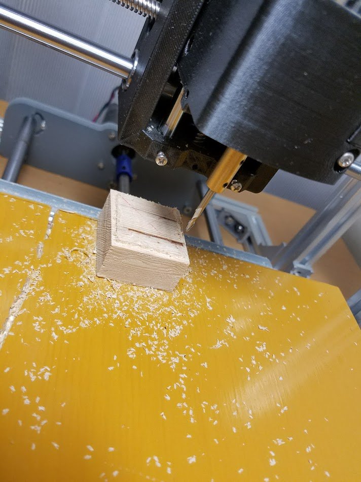 snjru's tweet image. ワーク原点理解して、削れたけどうるさいから明日にしよう。切削条件もちょっと違う気がする。
#Fusion360  #grblControl  #CNC2417