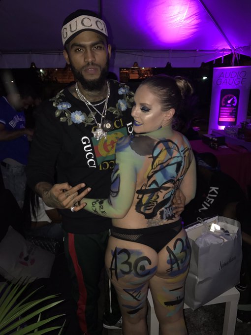 @A3C was a blast so honored to be bodypainted tribute to @DaveEast https://t.co/0RGandwejx<a class="tags" target="_blank" title="On Twitter" href="/?out=eyJ0eXAiOiJKV1QiLCJhbGciOiJIUzUxMiJ9.eyJpYXQiOjE3MjE3MjYyMTcsImlzcyI6InR3cG9ybnN0YXJzLmNvbSIsIm5iZiI6MTcyMTcyNjIxNywiZXhwIjoxNzUzMjYyMjE3LCJyZWRpcmVjdF91cmwiOiJodHRwczovL3R3aXR0ZXIuY29tL0EzQyJ9.5JoKwb9Ra3mhBxjmDQS1QHdvFdtm64oIVbf9N5t7rzDrXsXrSRCgX6ls3x_JcrOzUSPE55WLvzZb6RJrWbhCqg">@A3C</a><a href="/tag/nyc"class="tags"><span>#nyc</span></a><a href="/tag/sexy"class="tags"><span>#sexy</span></a><a href="/tag/batman"class="tags"><span>#batman</span></a><a href="/tag/classy"class="tags"><span>#classy</span></a>