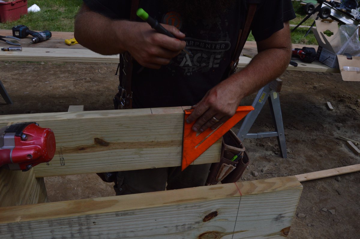 ProRemodelMag's tweet photo. #ModelReModel keeps getting better. This week the crew starts the deck! #Framing https://t.co/EdsZdSpq6H @Deckorators @HuberWood https://t.co/1VERgG1we5