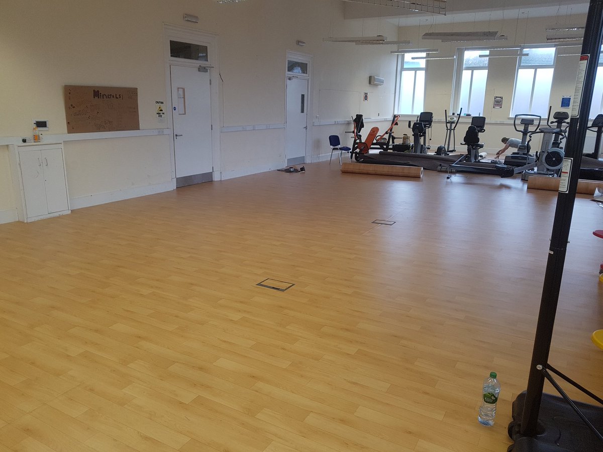 rubyflooringltd's tweet image. Gym in glasgow fitted plywood and sports flooring 👍