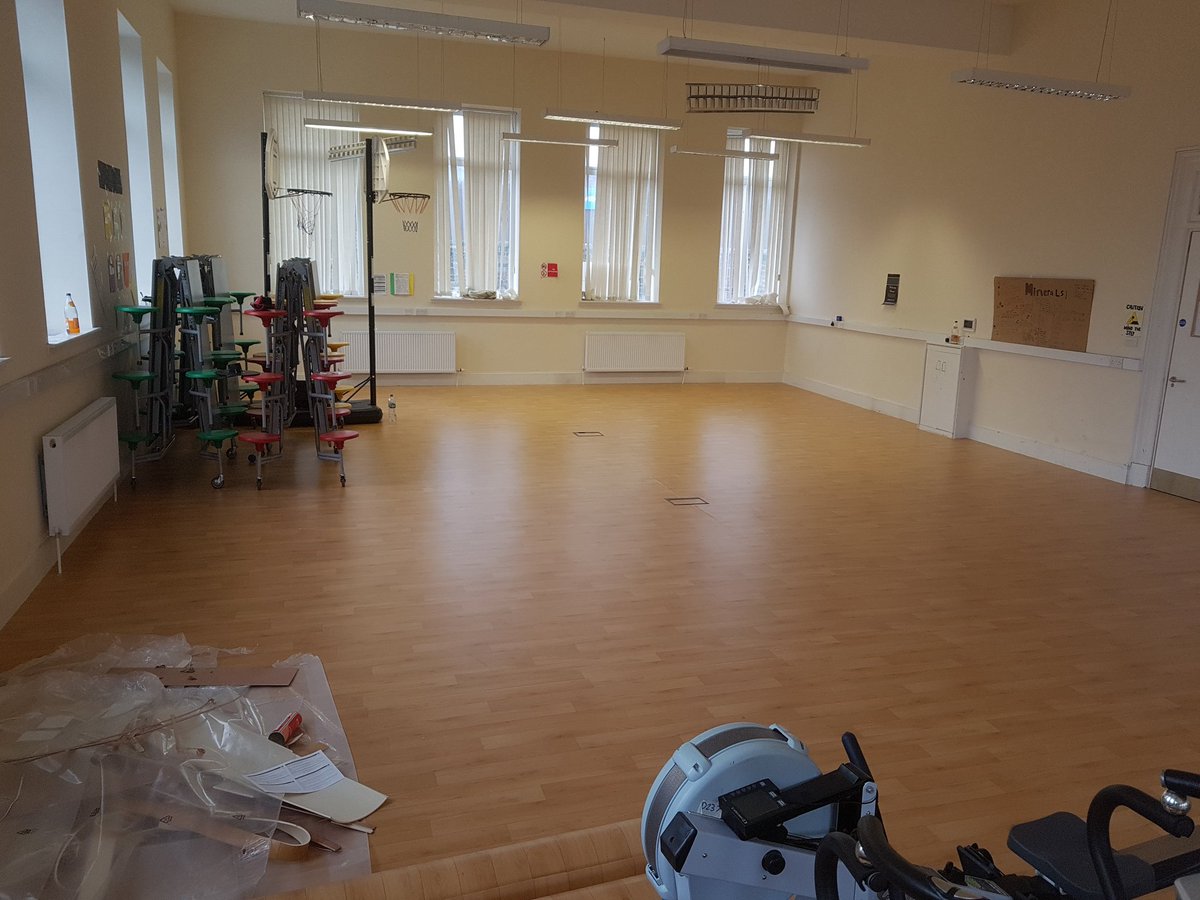 rubyflooringltd's tweet image. Gym in glasgow fitted plywood and sports flooring 👍