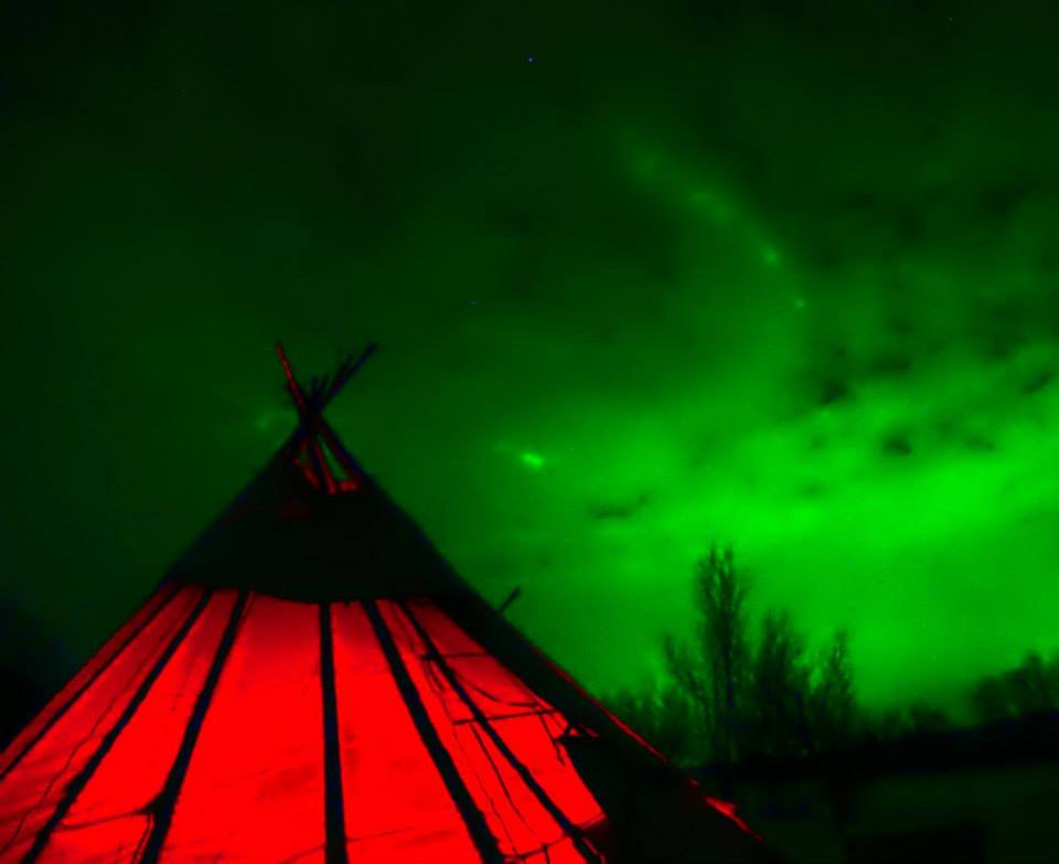 Join us for the adventure of a lifetime hunting the #northernlights  in Norway this February #adventure