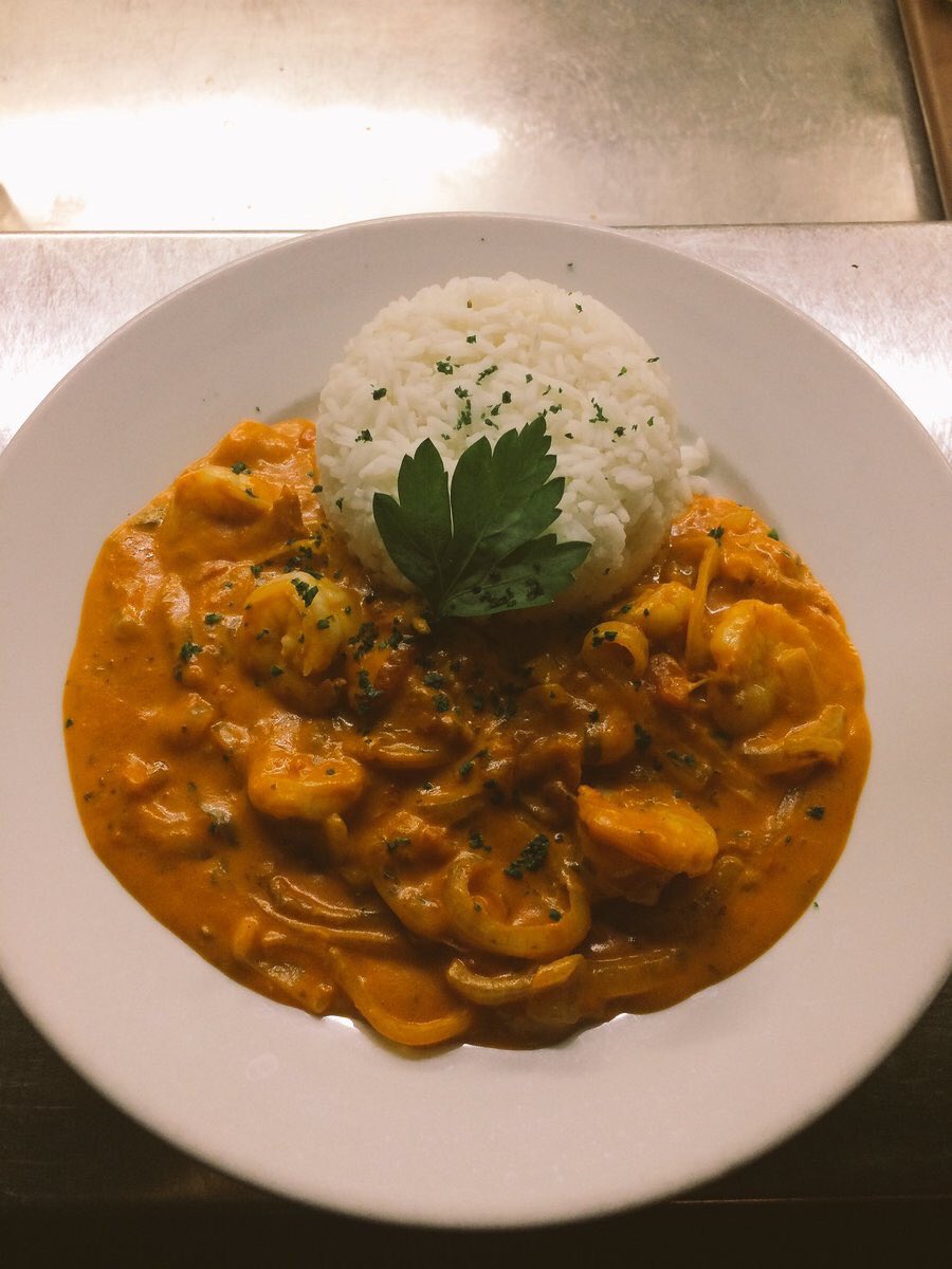 Our Gamberi Picante is only £15.95, come and enjoy some today! #kingprawns #Foodie #FoodEnvy