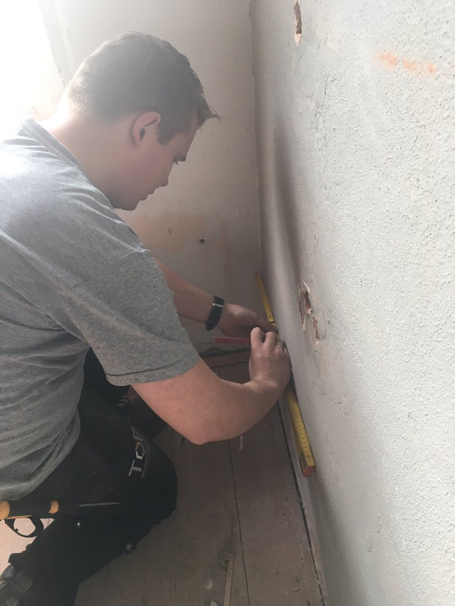 TOPLeek's tweet photo. Op projectbezoek in Haren, waar onze monteur een woning verbouwt tot meerdere appartementen https://t.co/aRJZBGHswf