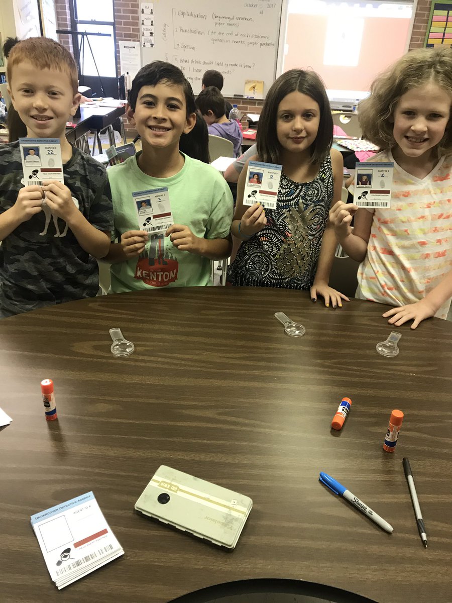 CrockersCrew's tweet photo. @CrockersCrew we're officially hired as Mystery Detectives today!  #Fingerprinttrained #IDready @OGElementary #Lex1Literacy https://t.co/qP5V5atacd