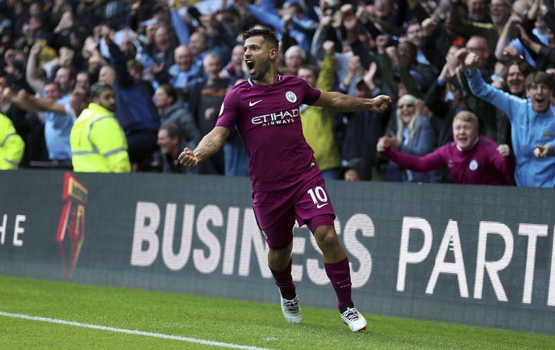 Manchester City, 10 gün önce trafik kazasında kaburgasını kıran Sergio Aguero'nun antrenmanlara başladığını açıkladı.