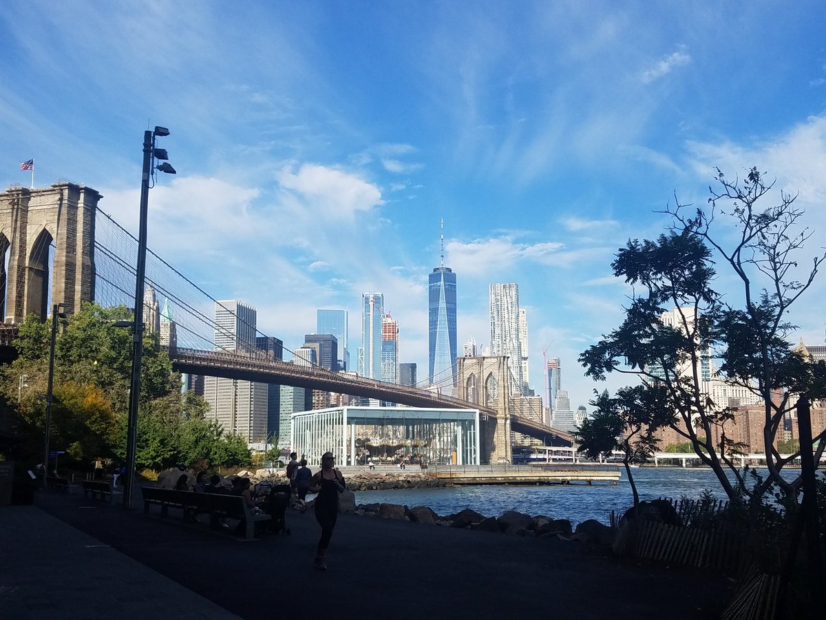 tweethockeyxp's tweet photo. Ever wonder how to move to New York City?.... message me.
#relocationspecialist #athleterelocation https://t.co/8lcYkdPSzD