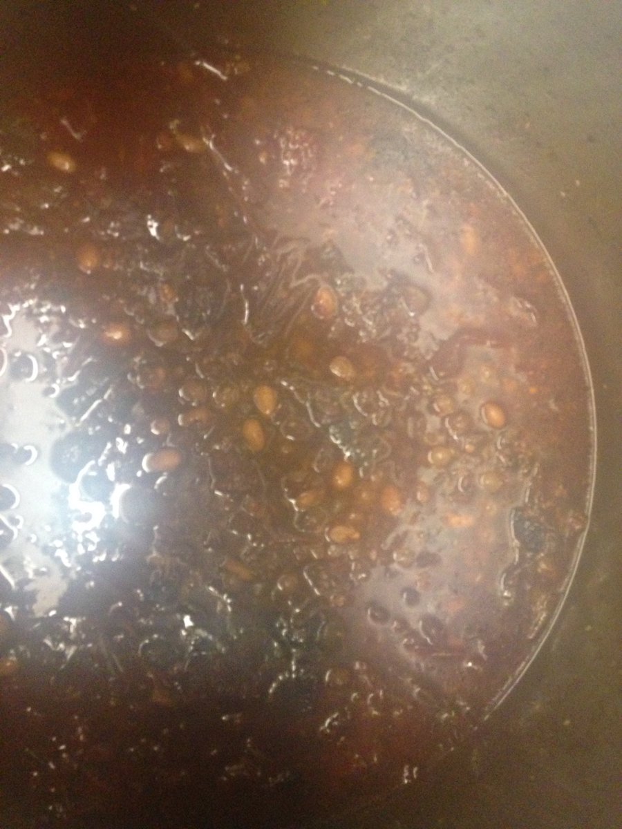 MariaBonitaDE's tweet photo. Ab Morgen: mole Poblano vegetariano de calabaza y platanos maduros! https://t.co/X3RRp2hMgp