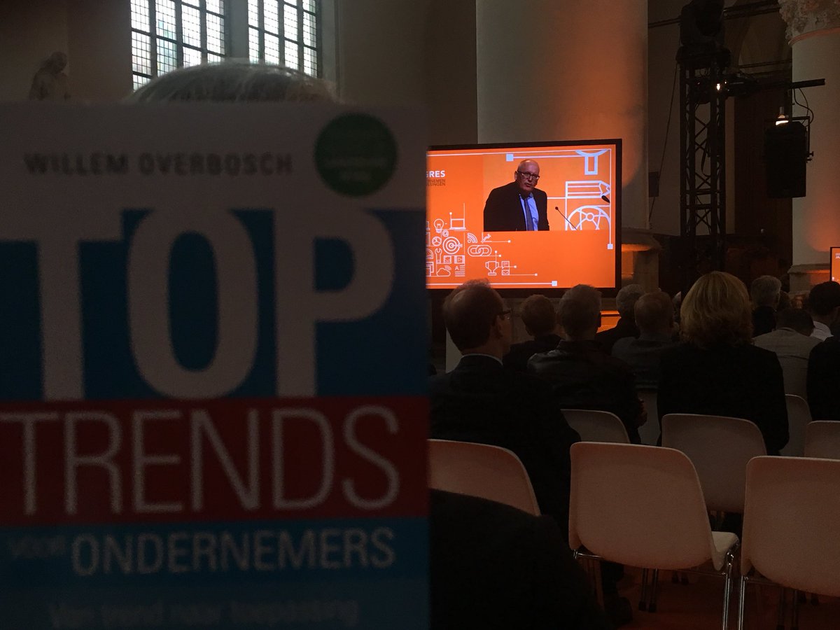 Mooie speech van #franstimmermans op het <a href="/mkbnl/">MKB-Nederland</a> #mkbjaarcongres. Je zou bijna denken dat hij #toptrendsvoorondernemers gelezen heeft 😜