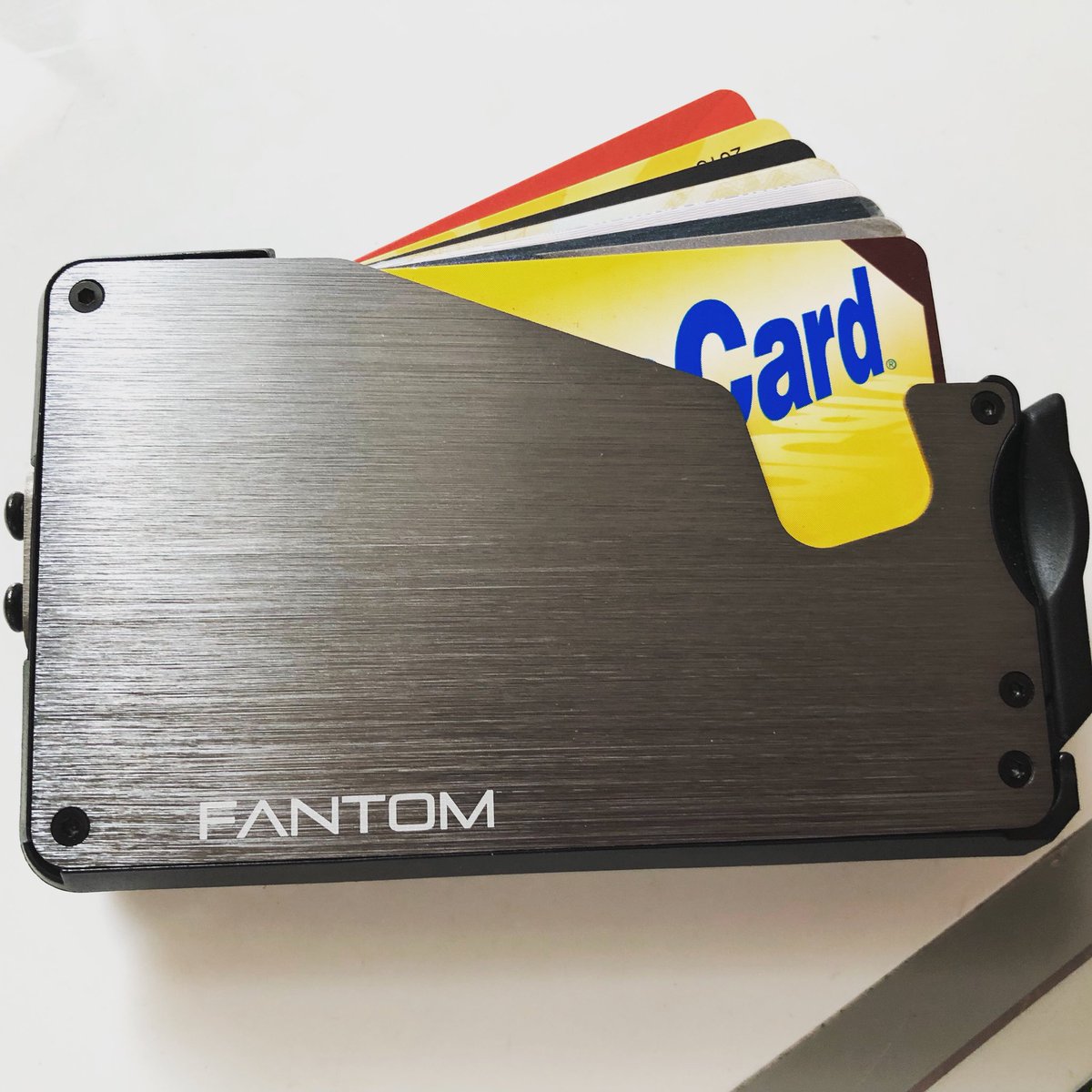 DerrickArthur's tweet image. I got my Fantom Wallet and I’m truly digging it! #kickstarter #fantomwallet #wallet
